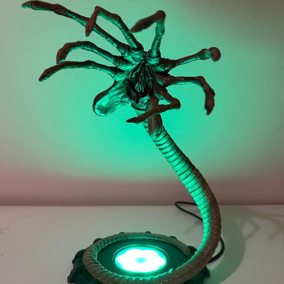Alien Facehugger Lamp Nightlig - đánh giá và giá Lighting Decor Home